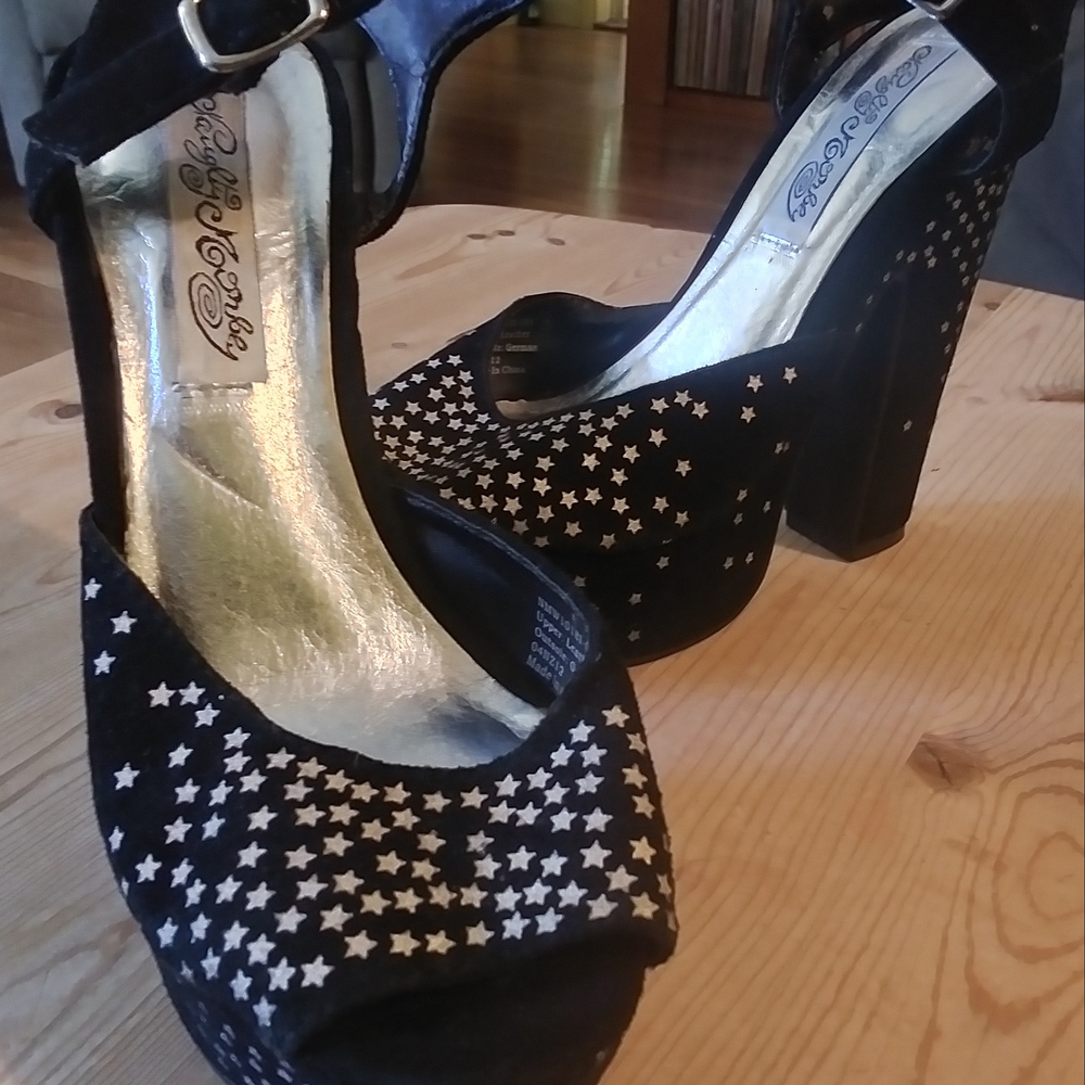 Naughty Monkey Black Starry Heels